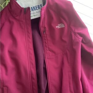 The North Face Women's Ski Jacket - Deep Burgundy